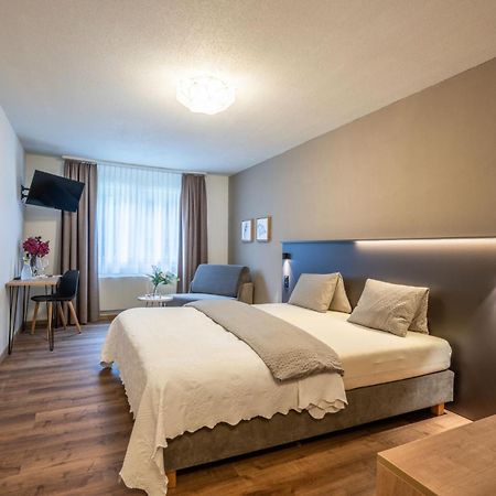 Hotel Alpina Schiers Exteriör bild